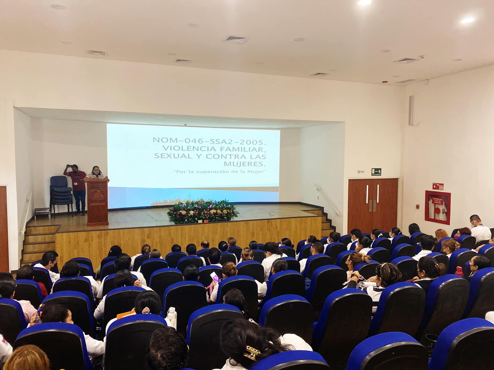 Personal del Hospital General de Tapachula se capacita para fortalecer atención a embarazadas y víctimas de violencia.jpg