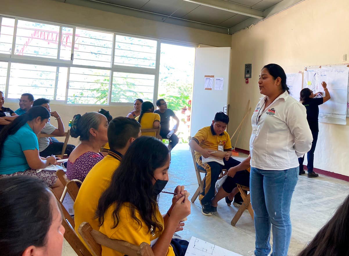 Programa Familias Fuertes continúa transformando la salud de la población adolescente en Chiapas.jpg