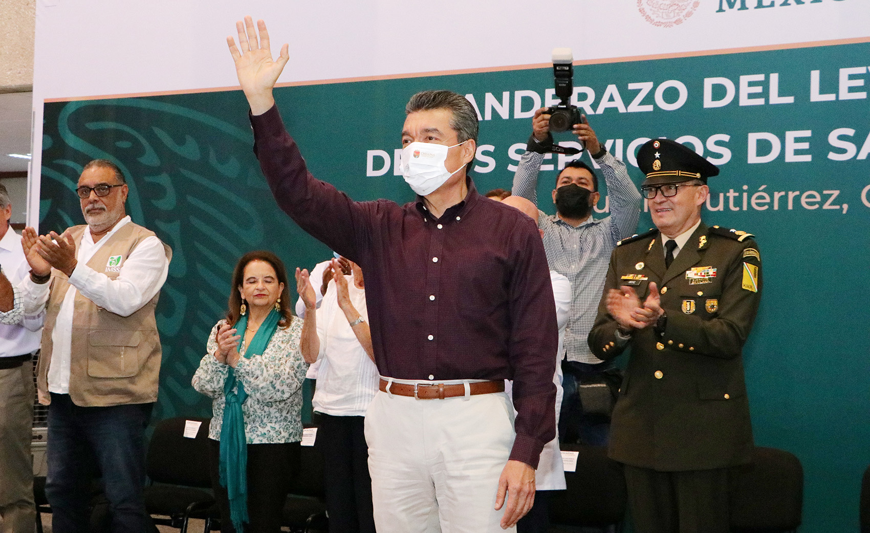 Rutilio Escandón y Zoé Robledo dan inicio a la Estrategia de Federalización hacia el nuevo Sistema de Salud.png