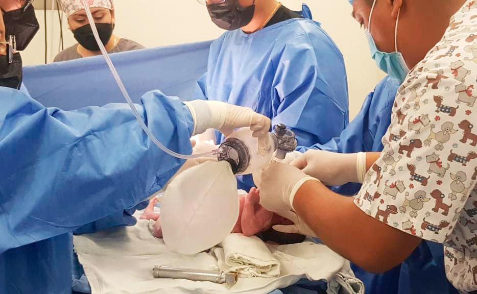 Con la transformación de servicios de alta especialidad se salva vida de recién nacido en Hospital de la Mujer Comitán.jpg