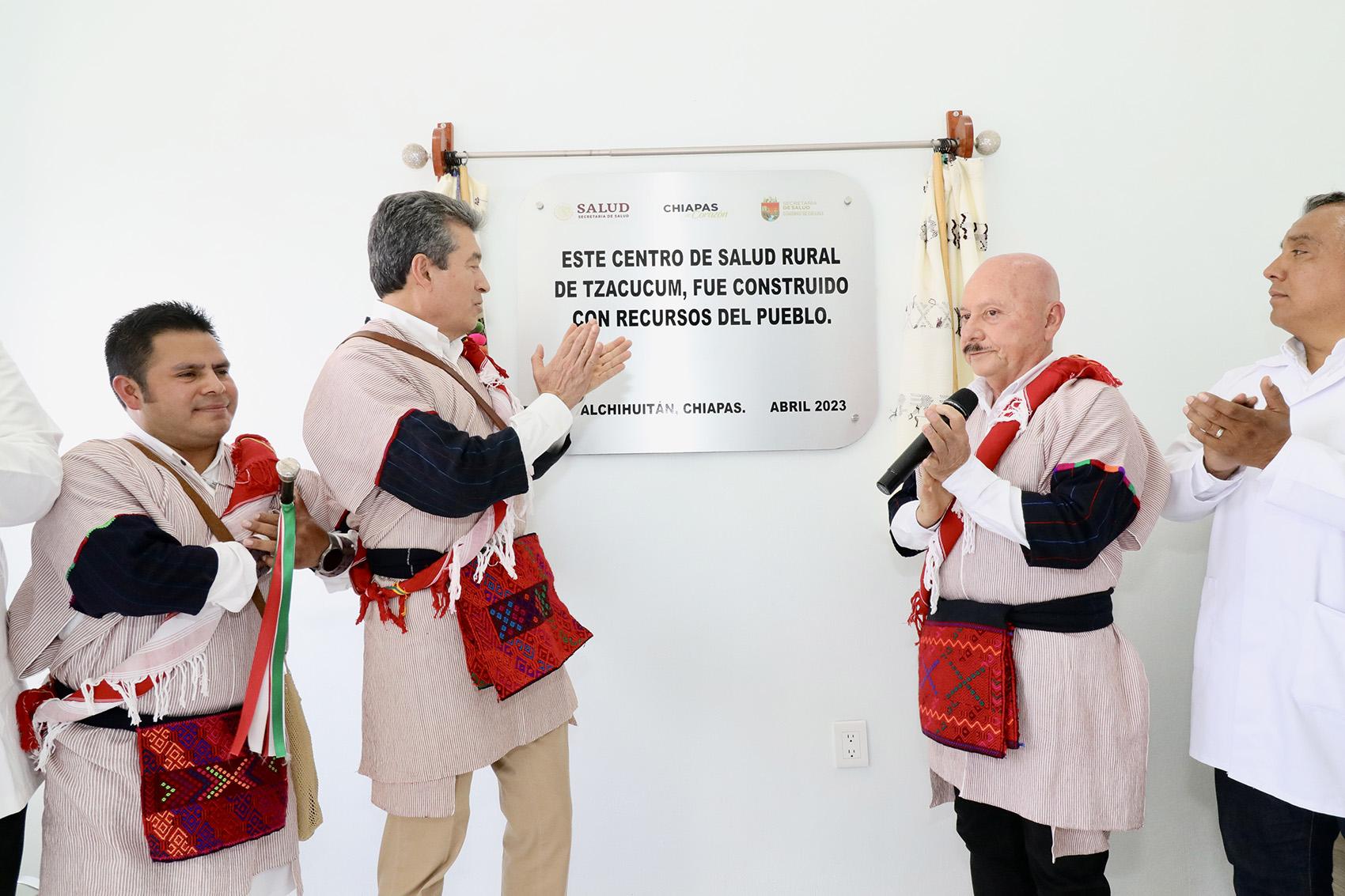 En Chalchihuitán, inaugura Rutilio Escandón Centro de Salud Tzacucum.jpeg