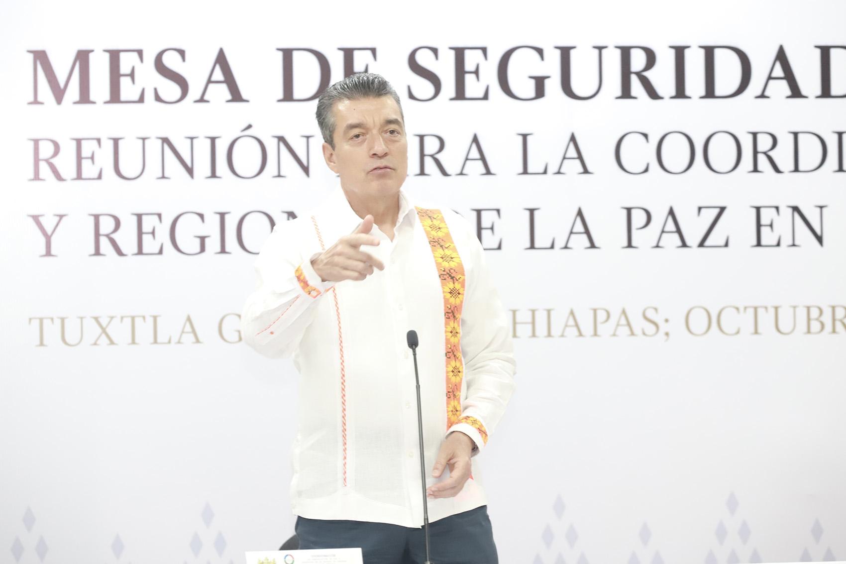 Pide Rutilio Escandón reforzar medidas preventivas contra el dengue, zika y chikungunya en los hogares.jpeg