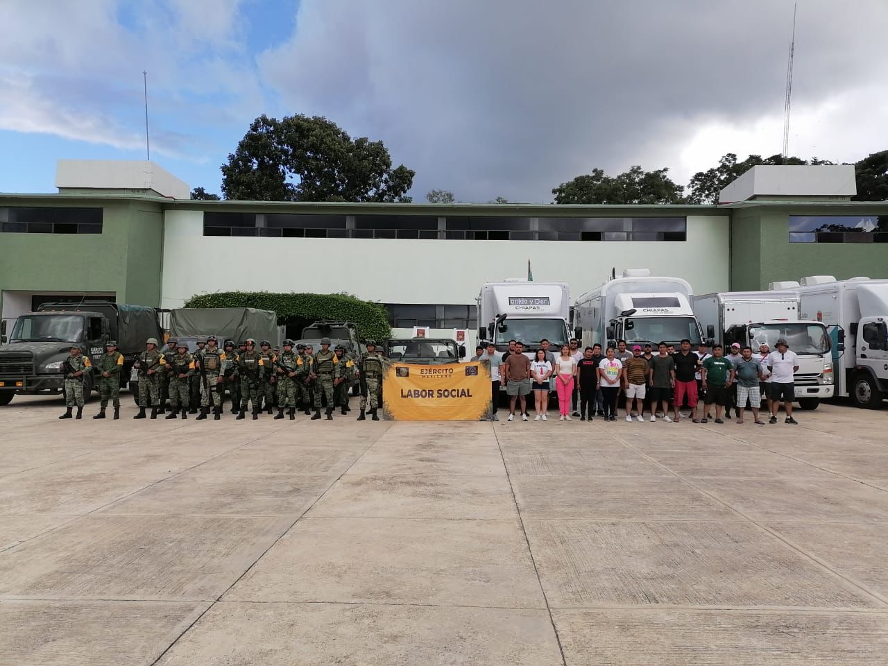 Secretarías de Salud y de la Defensa Nacional suman esfuerzos para beneficiar a localidades indígenas de Ocosingo.jpg