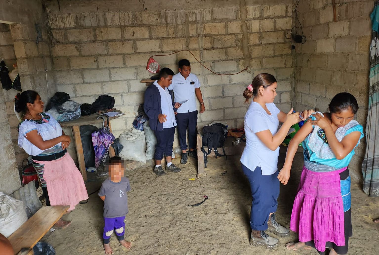Chiapas avanza en la cobertura de vacunación con las brigadas casa a casa.jpg