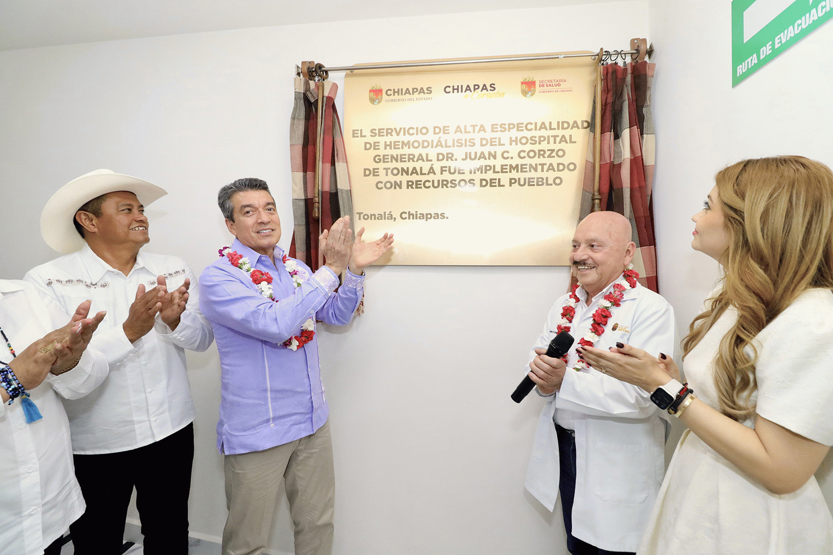 Rutilio Escandón inaugura área de alta especialidad en hemodiálisis en Hospital Dr. Juan C. Corzo de Tonalá.gif